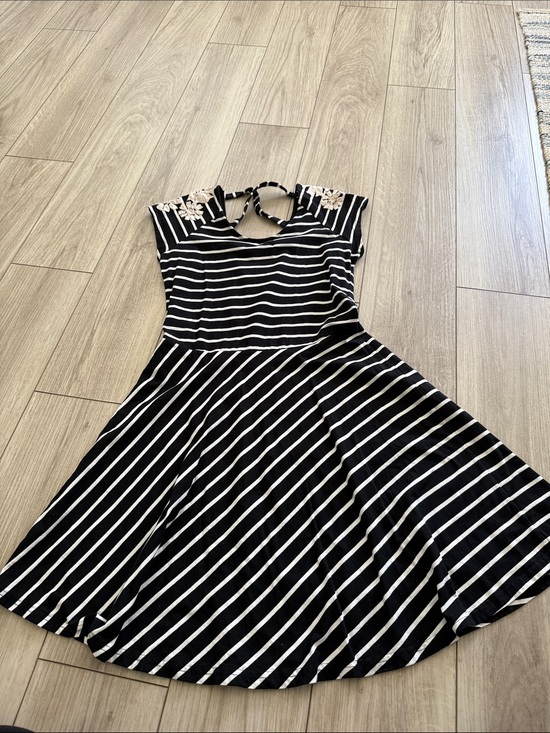 Synergy Organic Clothing Dresses & Skirts - Synergy Black & White Striped Fit-and-Flare Dress Shoulder Embellishments Large